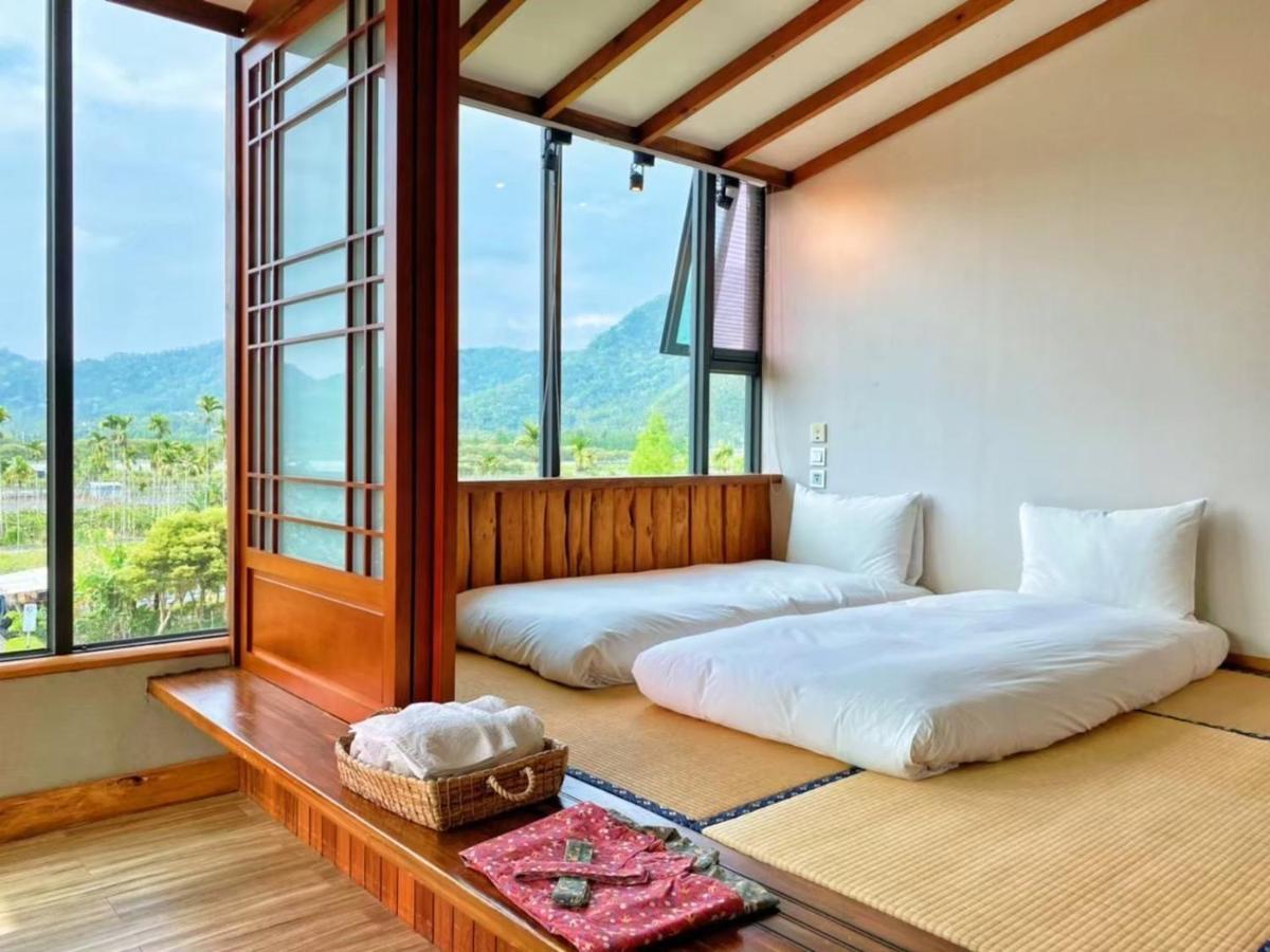 Roaming Cloud Sun Moon Lake B&B Yuchi Bagian luar foto